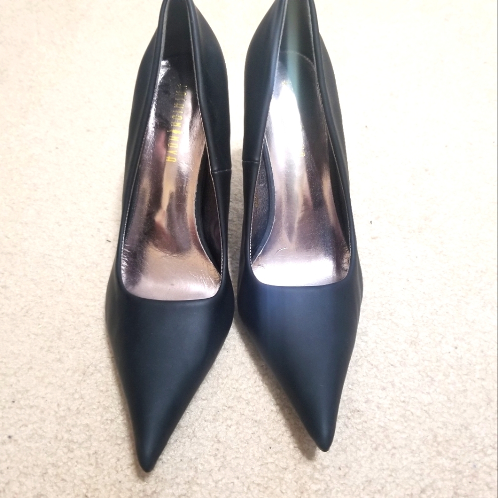 Fashion Nova Black Pump Heels - Size 8.5